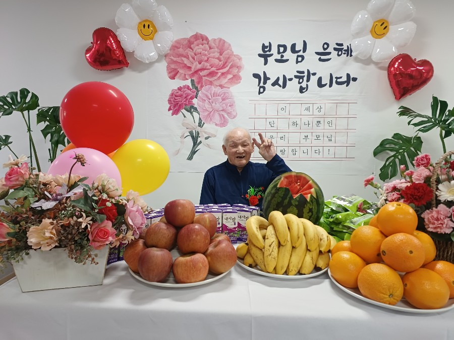3695280381_Lt186pXi_4ef0daf2d26ba256e72d6efabedd6a8e3595f49a.jpg 이미지크게보기